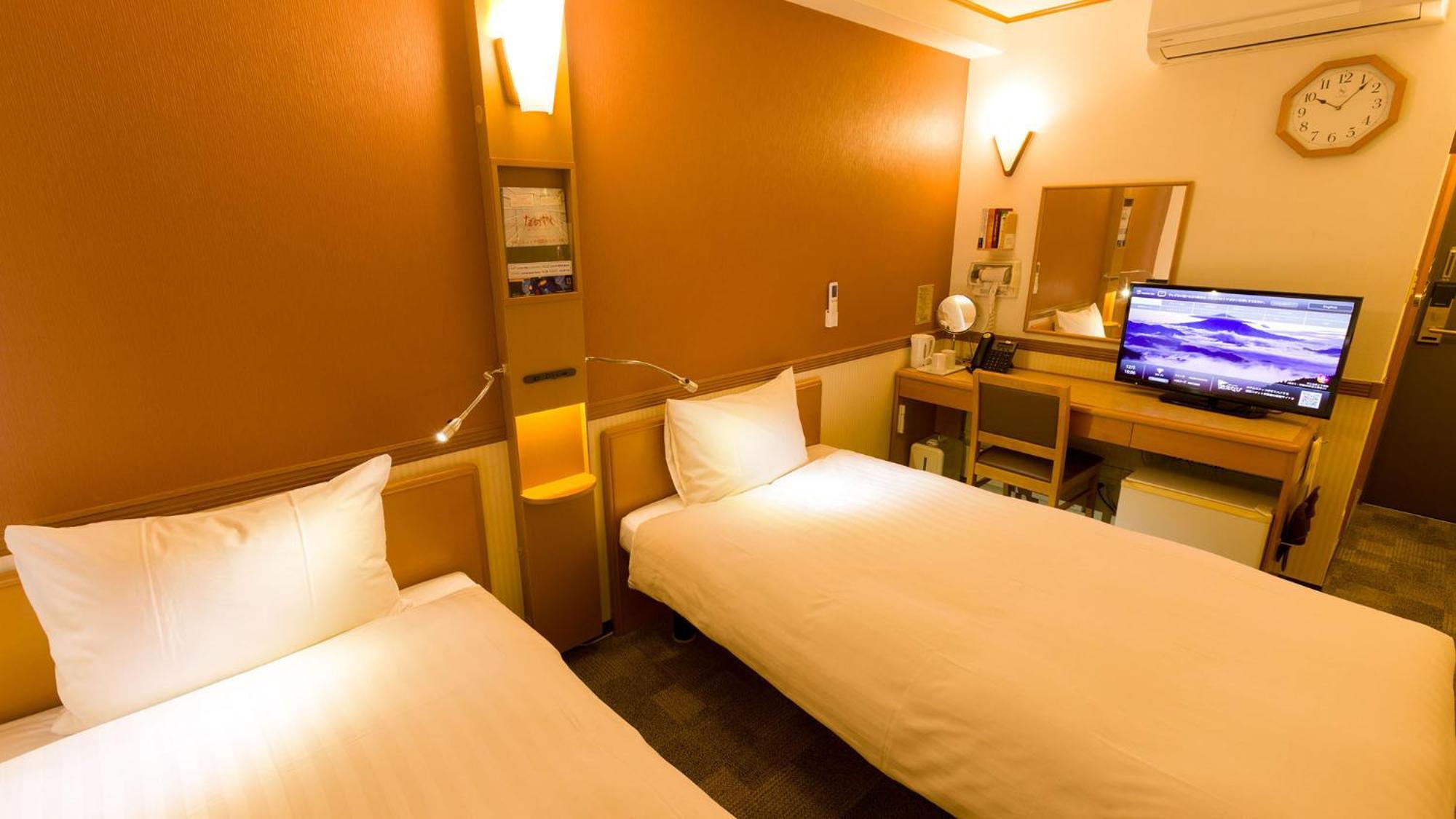 Toyoko Inn Sendai Nishi-Guchi Hirose-Dori Room photo